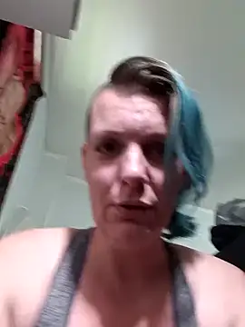 DeziBaby1087 online show from April 5, 2026, 4:57 pm