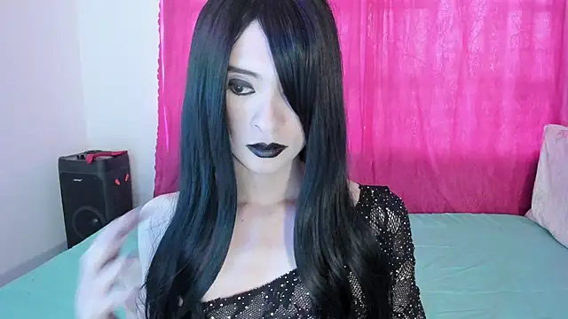 Snapshot of cutenaked_8 chatting on October 24, 2025, 2:16 pm cutenaked 8 online show from October 24, 2025, 2:16 pm