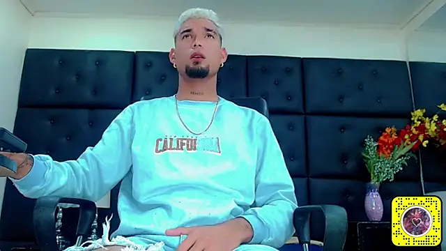 StivBigCock online show from October 19, 2025, 2:14 am