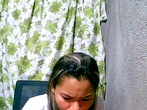 Snapshot of Sweeetgurll chatting on September 21, 2025, 5:51 pm Sweeetgurll online show from September 21, 2025, 5:51 pm