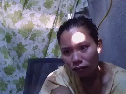 Snapshot of Sweeetgurll chatting on November 1, 2025, 12:28 am Sweeetgurll online show from November 1, 2025, 12:28 am