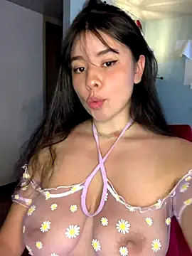 Snapshot of Canneela chatting on September 23, 2025, 6:59 pm Canneela online show from September 23, 2025, 6:59 pm