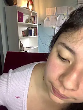 Snapshot of Canneela chatting on October 12, 2025, 4:19 pm Canneela online show from October 12, 2025, 4:19 pm