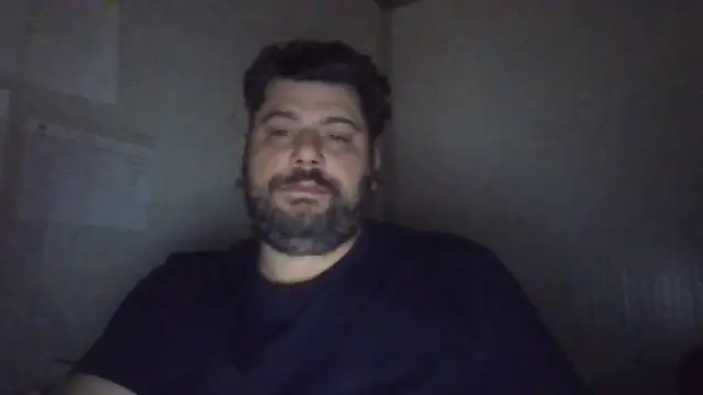 giuseppelovisi85 online show from September 28, 2025, 12:06 am