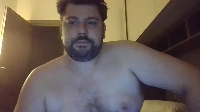 giuseppelovisi85 online show from October 22, 2025, 7:02 pm