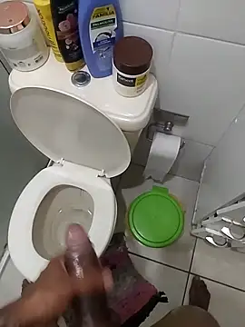 safadomoreno online show from March 6, 2026, 5:46 am