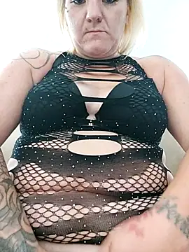 Snapshot of smoothlikemilk09 chatting on October 16, 2025, 8:44 am smoothlikemilk09 online show from October 16, 2025, 8:44 am