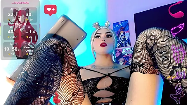 Natasha clifford online show from April 18, 2026, 7:29 pm