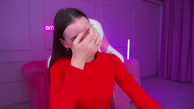 VeronicaVances online show from July 28, 2026, 8:52 pm