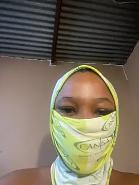 Snapshot of AZURUchan7 chatting on October 27, 2025, 5:52 am AZURUchan7 online show from October 27, 2025, 5:52 am