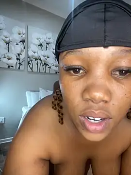 Snapshot of AZURUchan7 chatting on October 30, 2025, 9:18 am AZURUchan7 online show from October 30, 2025, 9:18 am