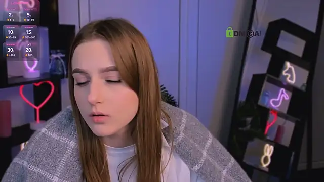 luna tin online show from September 30, 2025, 1:50 pm