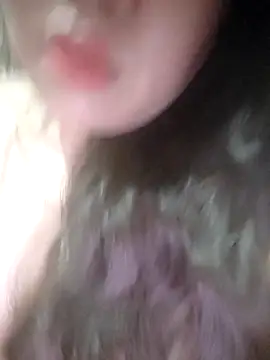 Julyy08 online show from December 20, 2025, 7:22 am