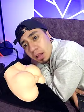 abnerdam01 online show from September 26, 2025, 12:56 pm