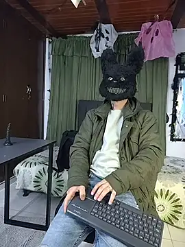 abnerdam01 online show from October 31, 2025, 12:13 pm