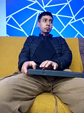 abnerdam01 online show from September 23, 2025, 3:46 am