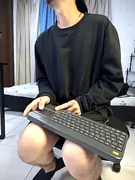 abnerdam01 online show from October 8, 2025, 12:17 pm