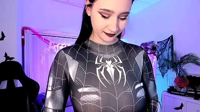 Mary Lori online show from October 30, 2025, 7:28 am