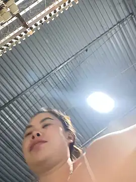 Snapshot of han-cute chatting on October 4, 2025, 2:51 pm han-cute online show from October 4, 2025, 2:51 pm