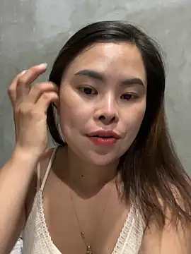 Snapshot of han-cute chatting on September 23, 2025, 1:40 pm han-cute online show from September 23, 2025, 1:40 pm