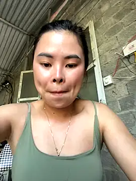 Snapshot of han-cute chatting on October 12, 2025, 8:26 am han-cute online show from October 12, 2025, 8:26 am