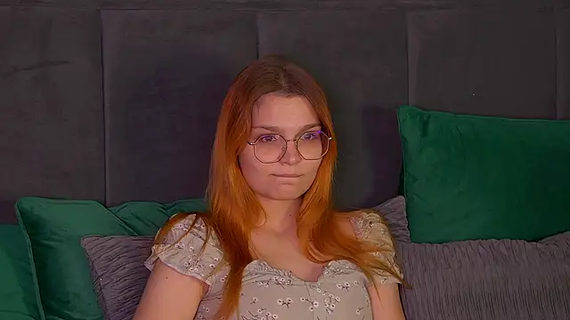 Snapshot of BellaMarebelle chatting on October 23, 2025, 4:33 am BellaMarebelle online show from October 23, 2025, 4:33 am