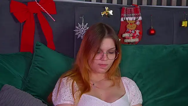 BellaMarebelle online show from December 21, 2025, 4:14 am