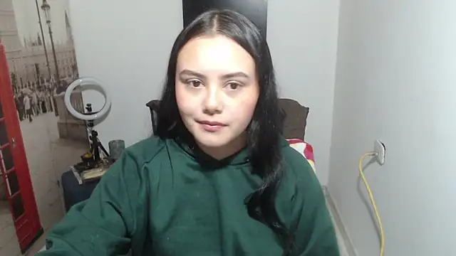 crazy daniela online show from September 25, 2025, 12:22 pm