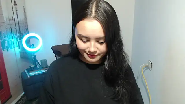 crazy daniela online show from September 19, 2025, 8:35 pm