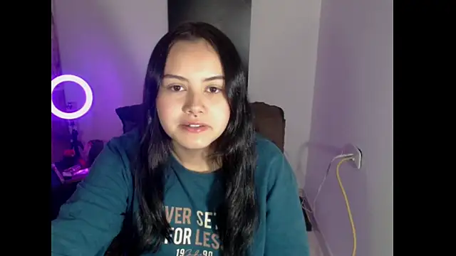 crazy daniela online show from October 15, 2025, 12:35 pm