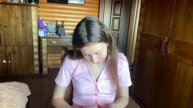 Shyselly online show from October 3, 2025, 2:07 pm