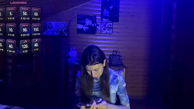 Shyselly online show from October 29, 2025, 5:23 pm