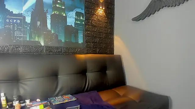 Snapshot of Skylar__Desire chatting on October 1, 2025, 1:26 pm Skylar  Desire online show from October 1, 2025, 1:26 pm