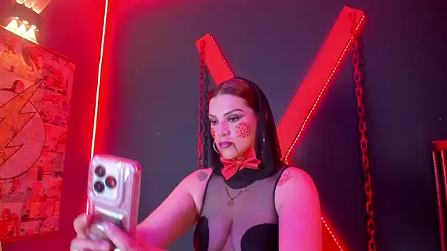 Snapshot of Skylar__Desire chatting on October 21, 2025, 12:04 pm Skylar  Desire online show from October 21, 2025, 12:04 pm