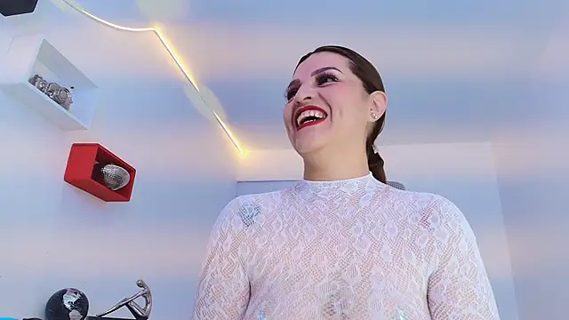 Snapshot of Skylar__Desire chatting on September 19, 2025, 1:37 pm Skylar  Desire online show from September 19, 2025, 1:37 pm