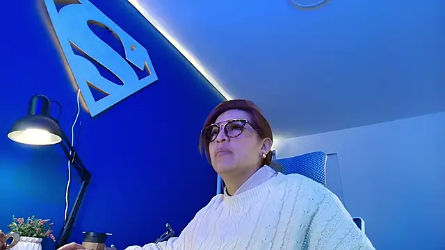 Snapshot of Skylar__Desire chatting on October 3, 2025, 1:34 pm Skylar  Desire online show from October 3, 2025, 1:34 pm