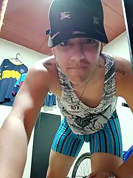 Snapshot of andrxhotxx chatting on September 19, 2025, 3:54 am andrxhotxx online show from September 19, 2025, 3:54 am