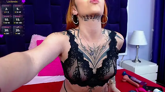 Snapshot of antonellabrith chatting on September 12, 2025, 7:13 pm antonellabrith online show from September 12, 2025, 7:13 pm