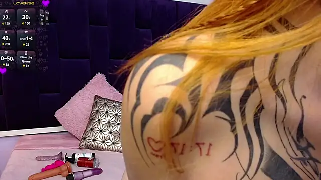 Snapshot of antonellabrith chatting on September 22, 2025, 7:09 pm antonellabrith online show from September 22, 2025, 7:09 pm