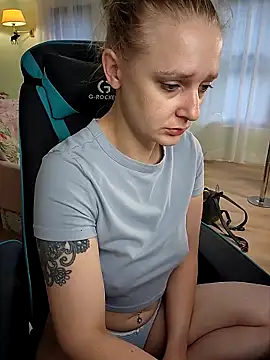 Snapshot of _Karizma_ chatting on October 7, 2025, 11:44 am  Karizma  online show from October 7, 2025, 11:44 am