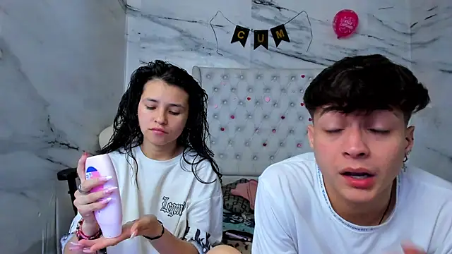 Ari and Storm online show from April 12, 2026, 1:36 pm