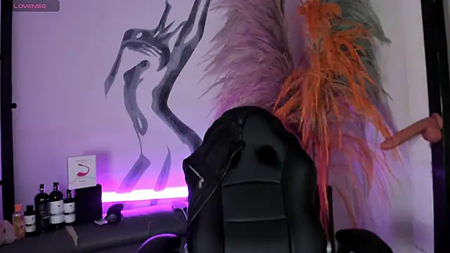 Snapshot of LiamDeep chatting on October 23, 2025, 9:02 pm LiamDeep online show from October 23, 2025, 9:02 pm