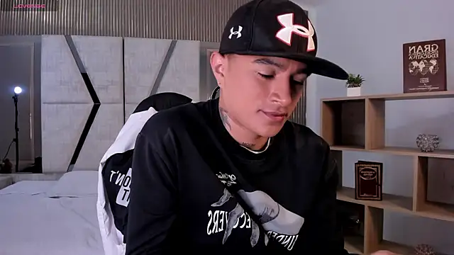 LiamDeep online show from January 15, 2026, 8:34 pm