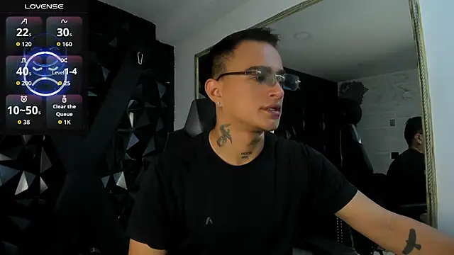 LiamDeep online show from March 16, 2026, 9:17 pm