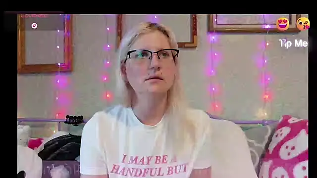 samanthamalichite online show from June 8, 2026, 12:38 pm