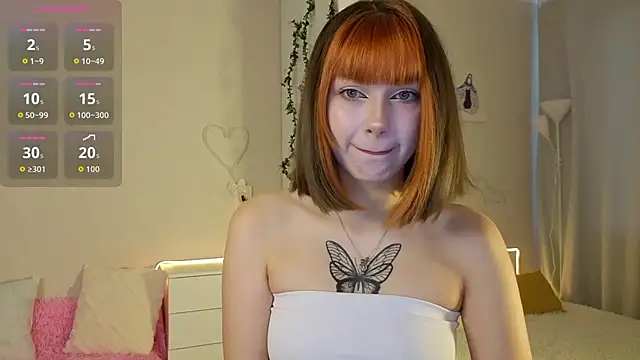 PurrrBerry online show from September 29, 2025, 3:57 am