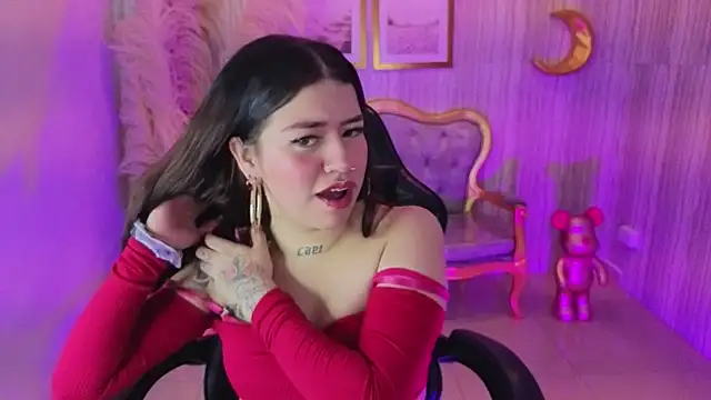 Snapshot of ivy_lodge_s chatting on October 16, 2025, 8:28 pm ivy lodge s online show from October 16, 2025, 8:28 pm