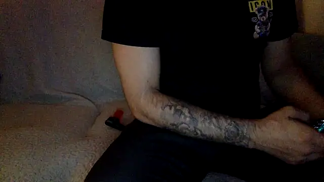 Brownsuggarr online show from October 5, 2025, 2:24 am