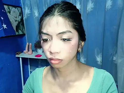 Snapshot of Kayra_Slut122 chatting on September 18, 2025, 8:50 am Kayra Slut122 online show from September 18, 2025, 8:50 am