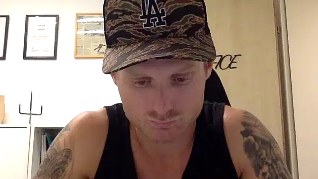 Kingmangy online show from September 25, 2025, 5:52 pm